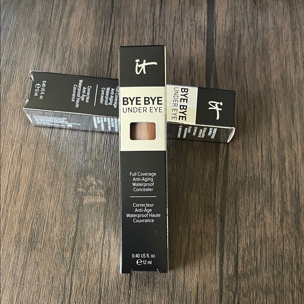 IT Cosmetics Bye Bye Under Eye Concealer 43.0 Deep Honey (W)